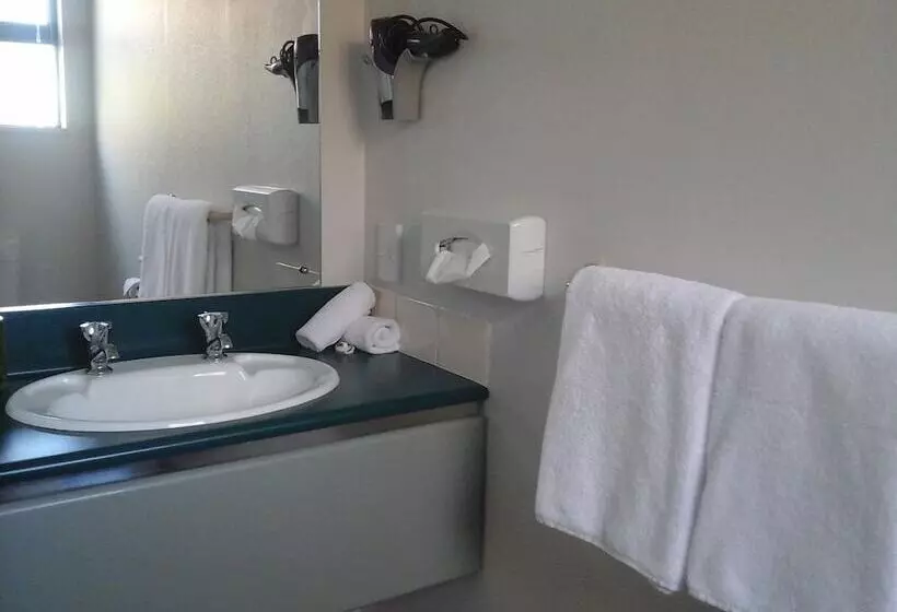 South Park Motel