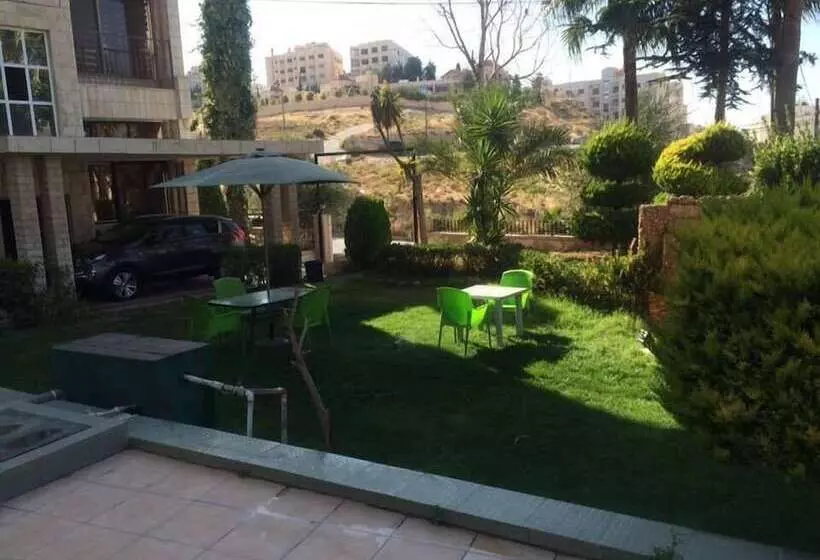 Al Farouq Hotel Apartments