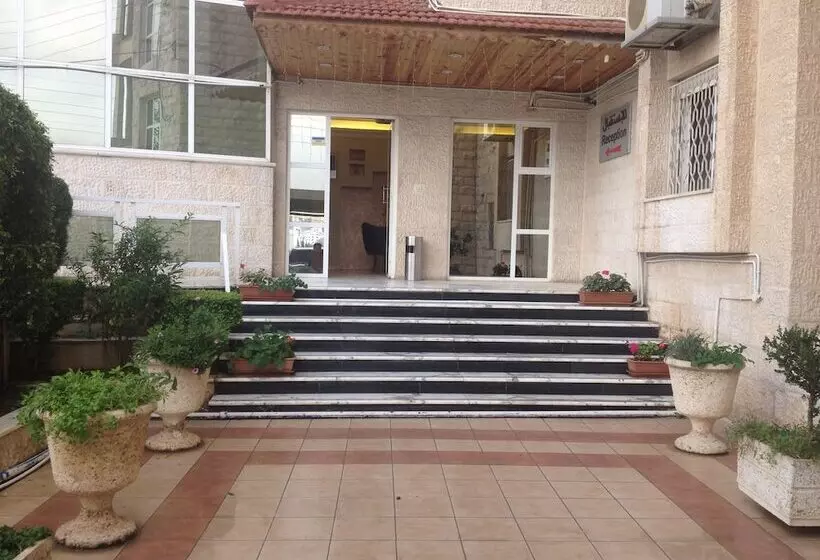 Al Farouq Hotel Apartments