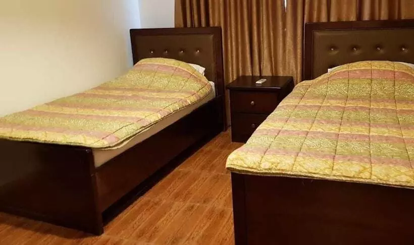 Al Farouq Hotel Apartments