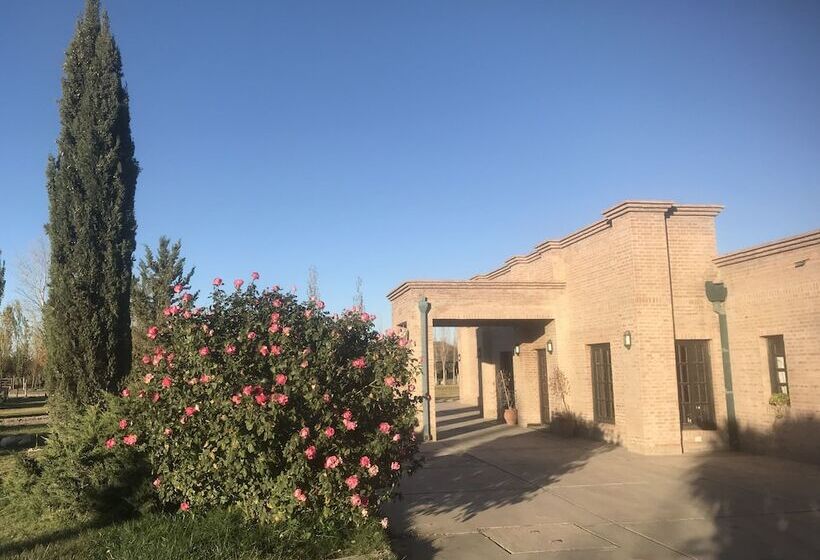 Отель Finca La Carmelita