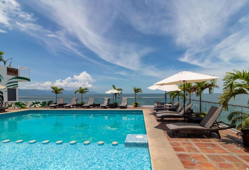 The Paramar Beachfront Boutique Hotel With Breakfast Included   Downtown Malecon