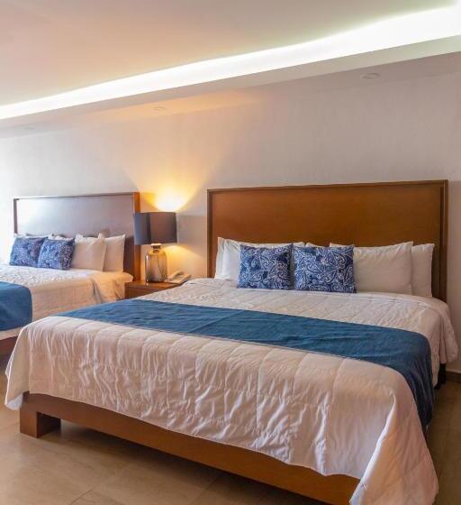 The Paramar Beachfront Boutique Hotel With Breakfast Included   Downtown Malecon