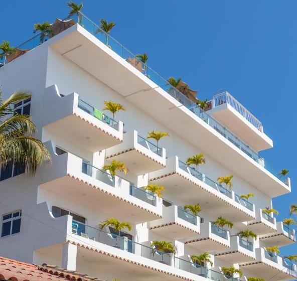 The Paramar Beachfront Boutique Hotel With Breakfast Included   Downtown Malecon