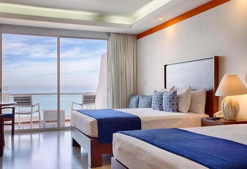 The Paramar Beachfront Boutique Hotel With Breakfast Included   Downtown Malecon