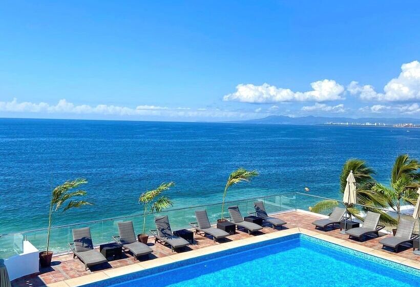 The Paramar Beachfront Boutique Hotel With Breakfast Included   Downtown Malecon