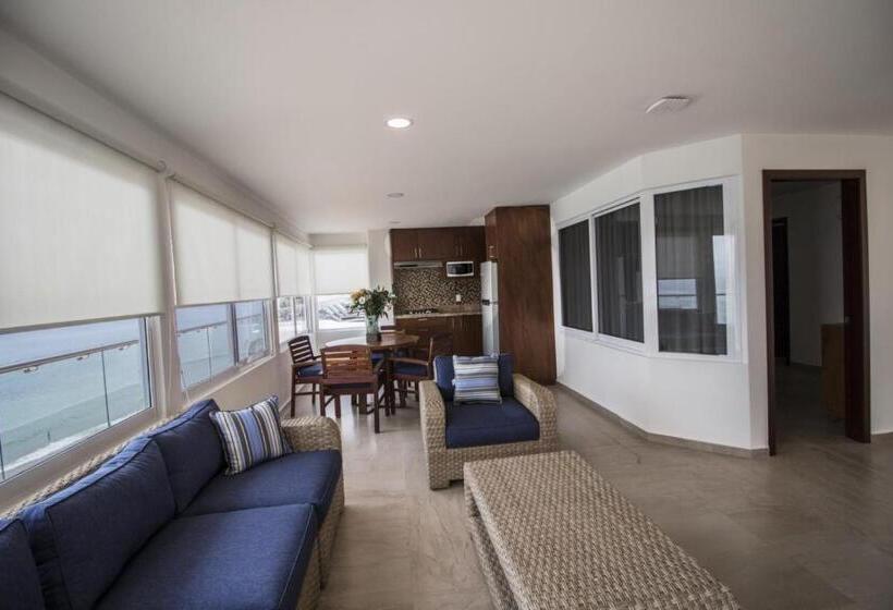 The Paramar Beachfront Boutique Hotel With Breakfast Included   Downtown Malecon