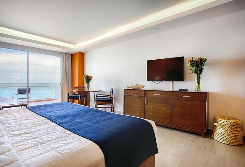 The Paramar Beachfront Boutique Hotel With Breakfast Included   Downtown Malecon