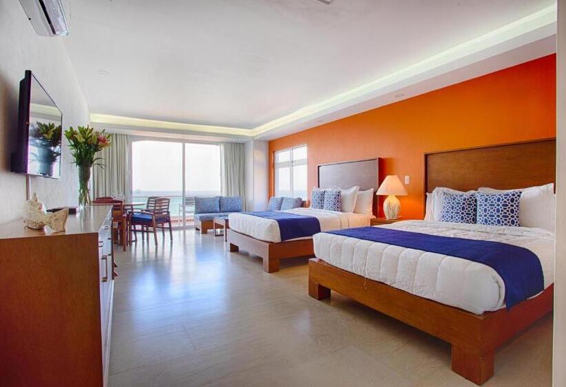 The Paramar Beachfront Boutique Hotel With Breakfast Included   Downtown Malecon