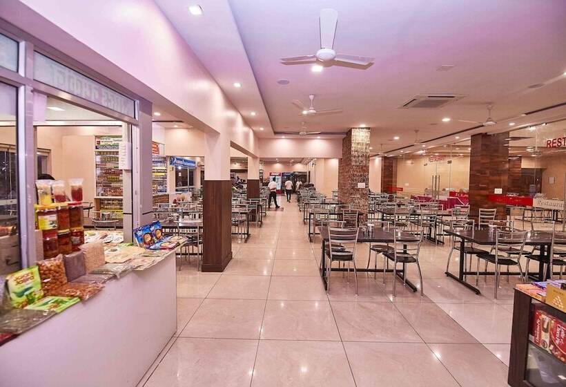 בית מלון כפרי Highway Prince