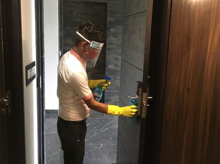 בית מלון כפרי Highway Prince