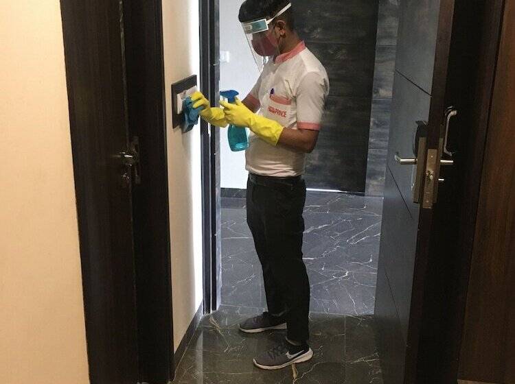 בית מלון כפרי Highway Prince