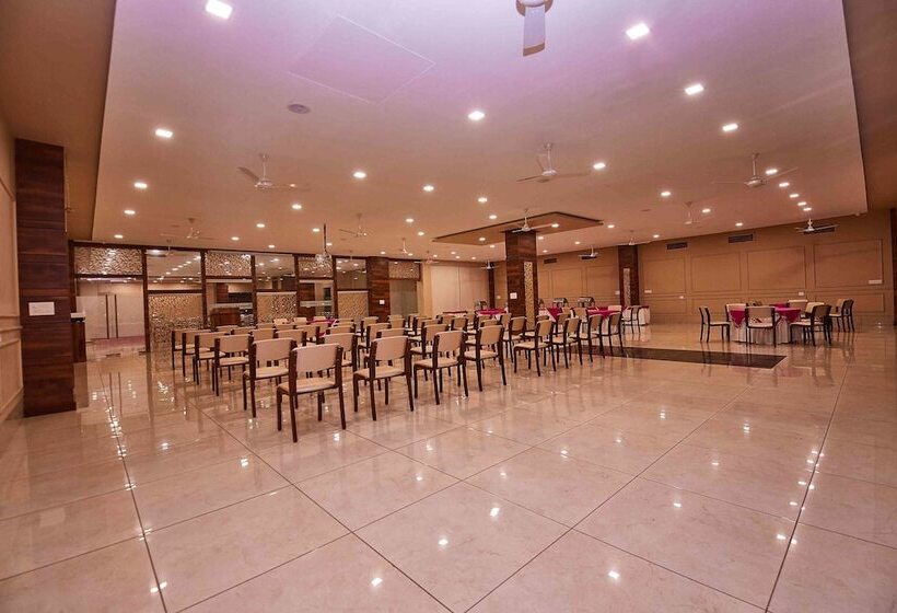 בית מלון כפרי Highway Prince