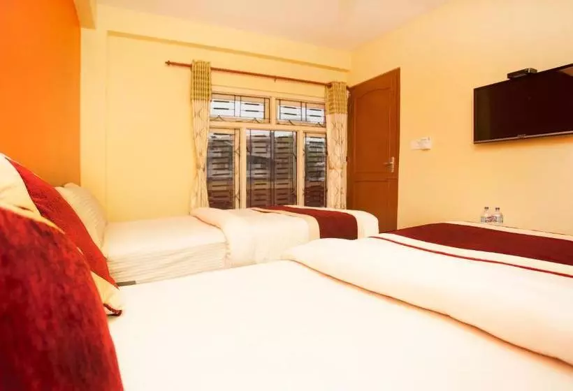 هتل Kailash By Oyo Rooms