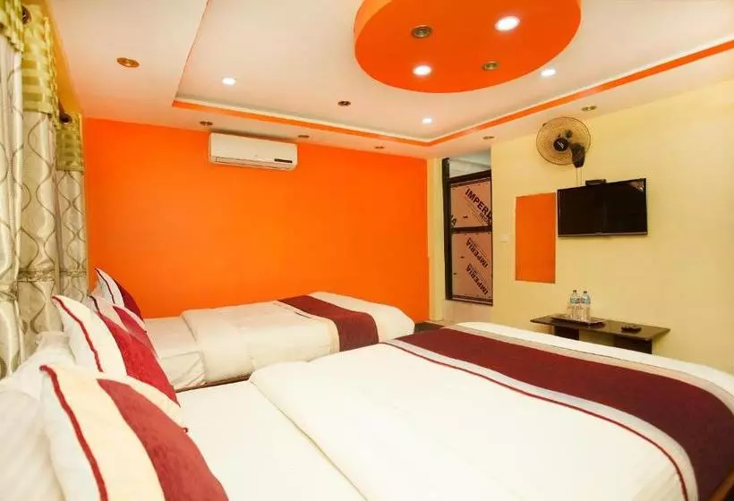 هتل Kailash By Oyo Rooms