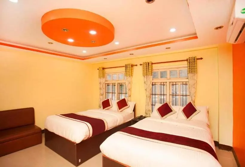 هتل Kailash By Oyo Rooms