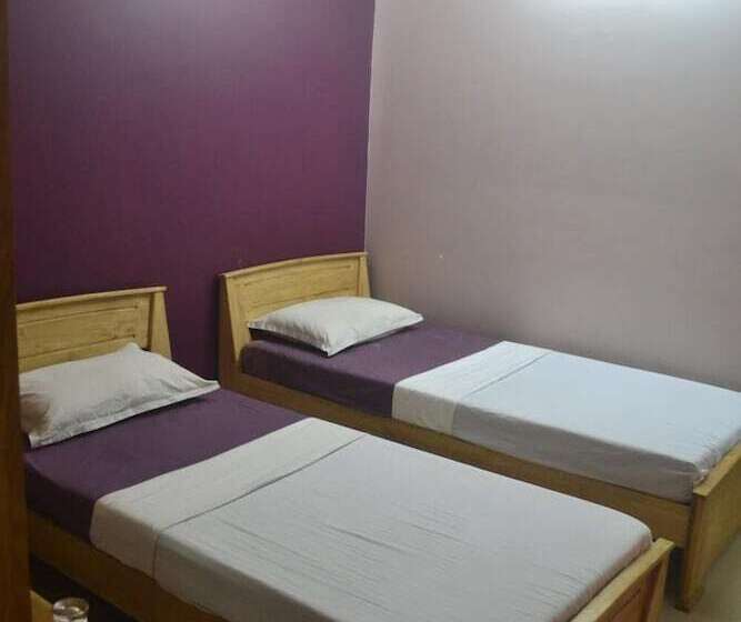 Отель The Mount Regency