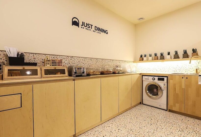 Just Sleep Hotel No.2