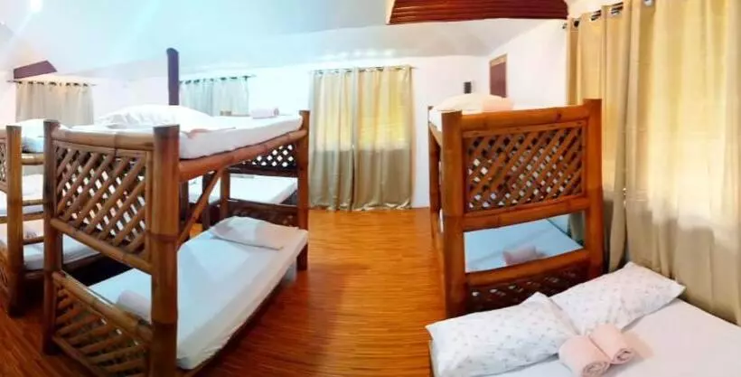Siargao Tropic Hostel