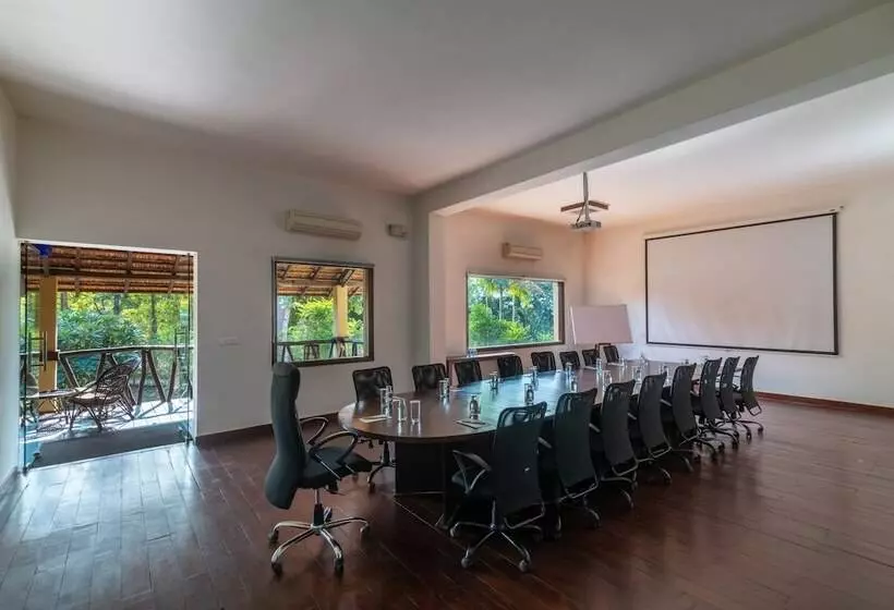 Soulacia Hotel And Resort