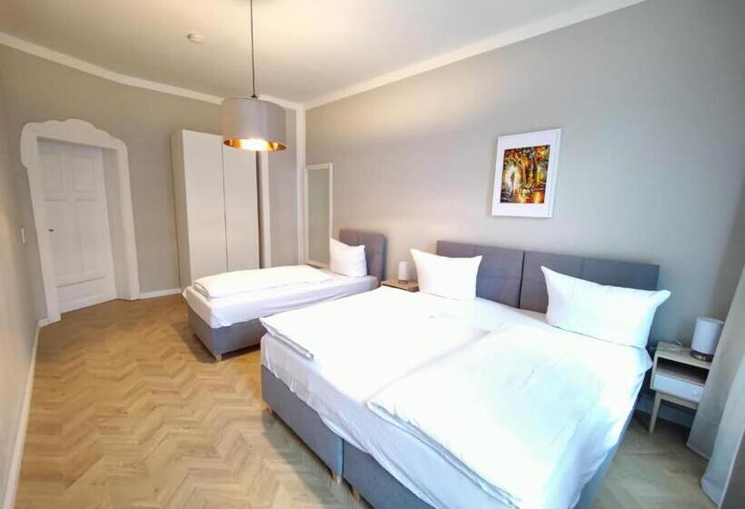 Zollikof Aparts   Sauna & Studioapartments