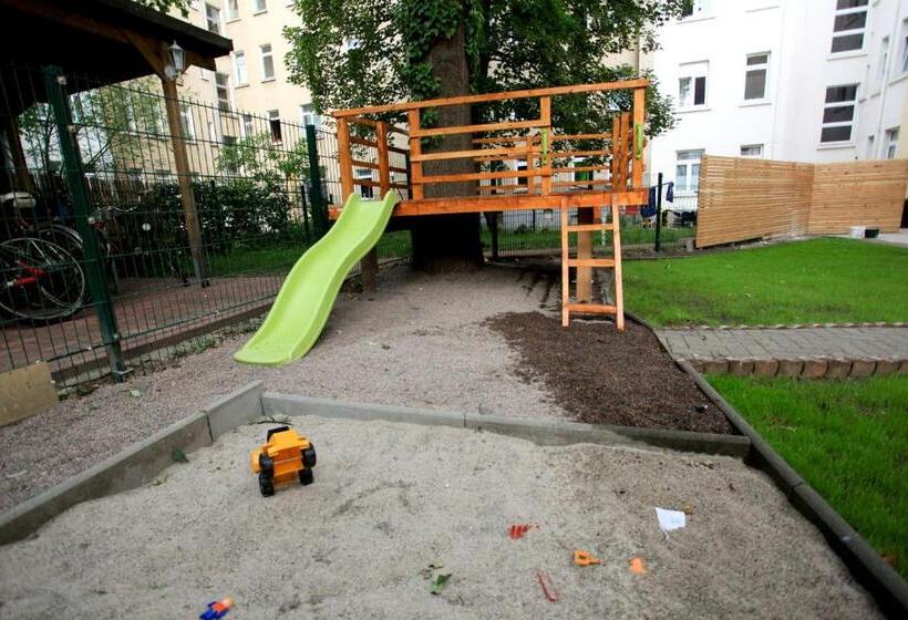 Zollikof Aparts   Sauna & Studioapartments