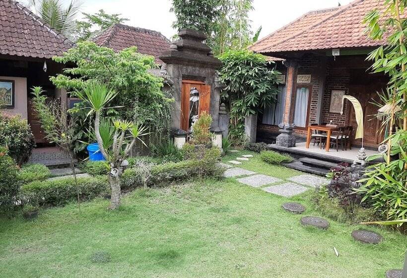 住宿加早餐 Astana Swaha Villa