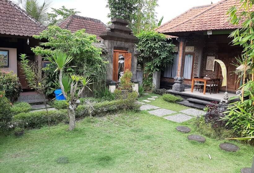 住宿加早餐 Astana Swaha Villa