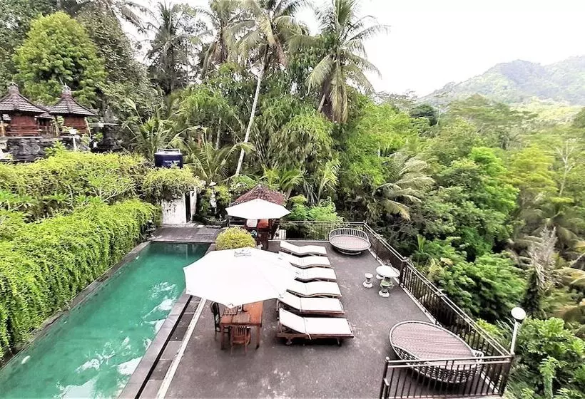 ベッドアンドブレックファースト Astana Swaha Villa