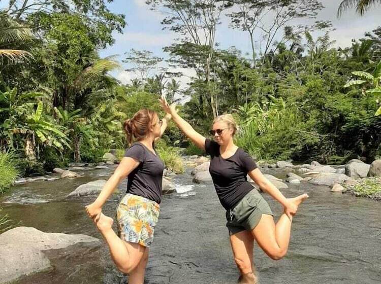 住宿加早餐 Astana Swaha Villa