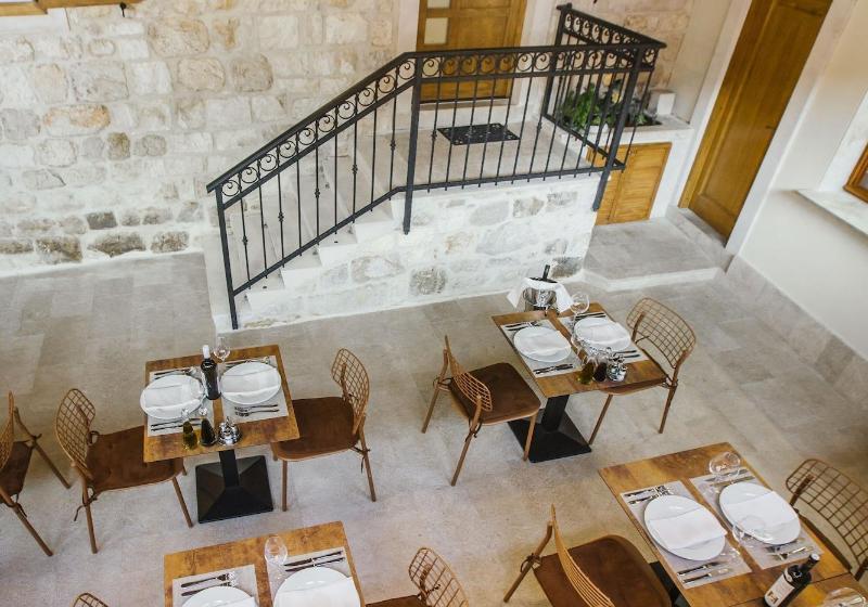 مبيت وإفطار Heritage Hotel Dea Hvar