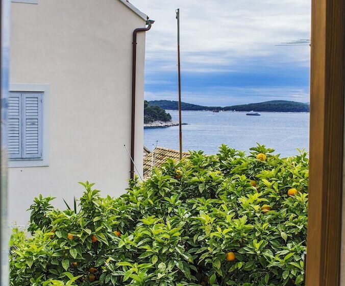 مبيت وإفطار Heritage Hotel Dea Hvar