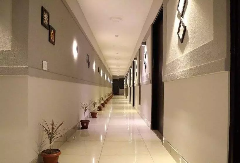 ホテル Aagaaz For Luxury Stay And Celebration