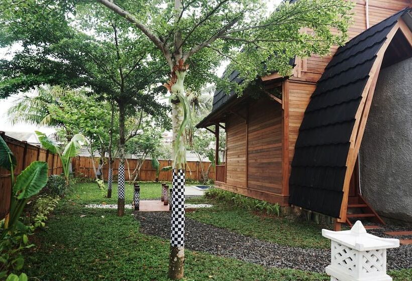 Otel Collection O 9 Villa Ubud Anyer