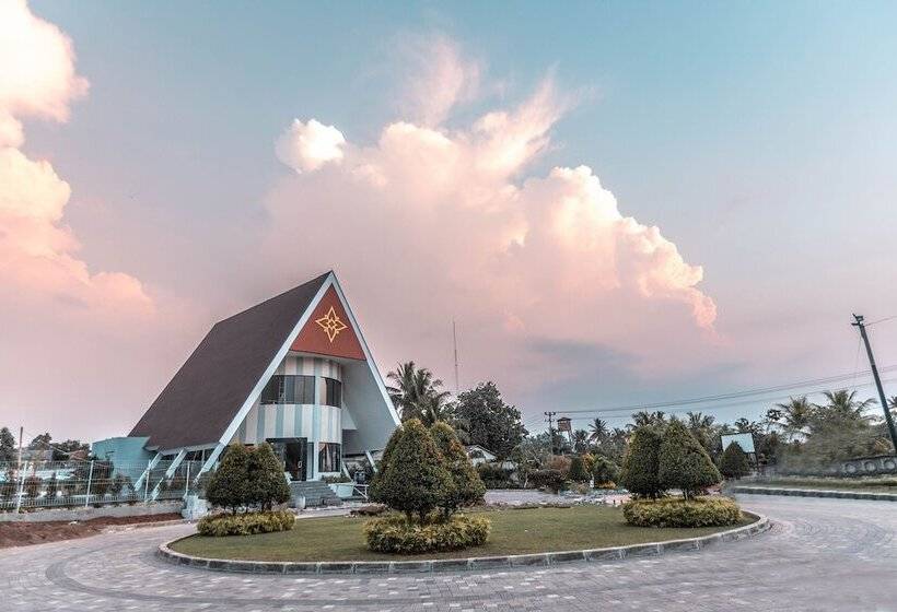 Otel Collection O 9 Villa Ubud Anyer