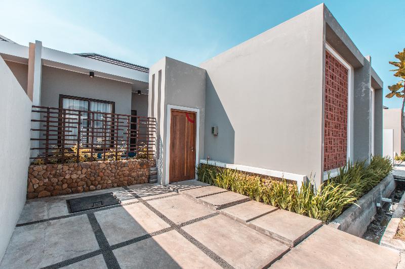 Otel Collection O 9 Villa Ubud Anyer