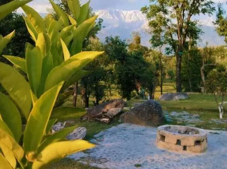 هتل Dev Bhoomi Farms & Cottages