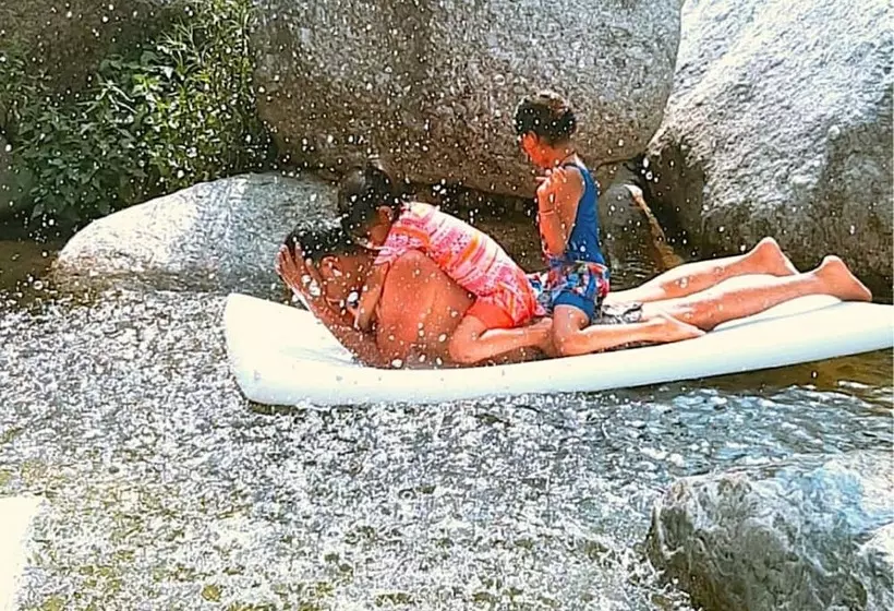 هتل Dev Bhoomi Farms & Cottages