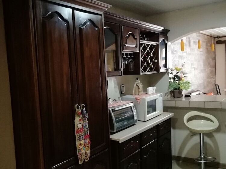 호텔 Hospedaje Yaldai