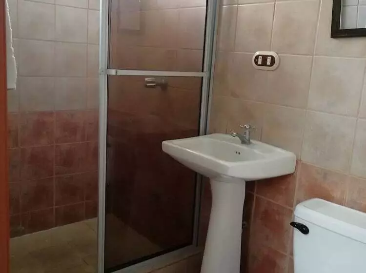 Hotelli Hospedaje Yaldai