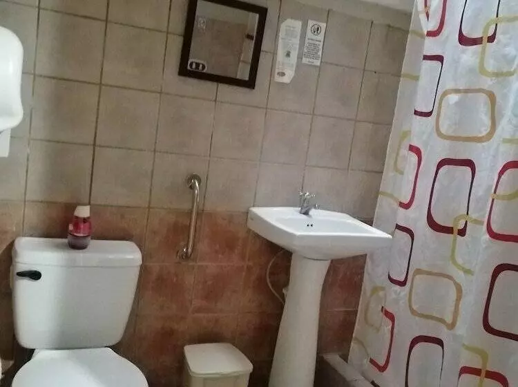 Hotelli Hospedaje Yaldai