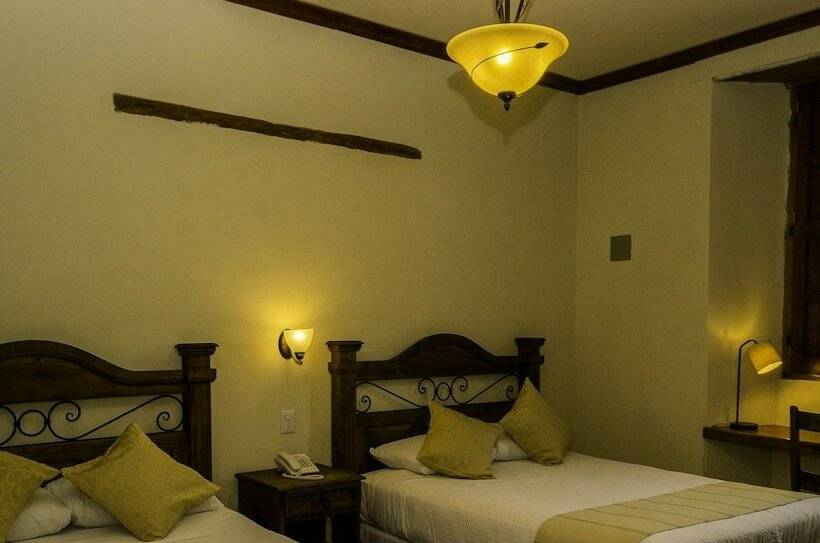 هتل Posada Catedral