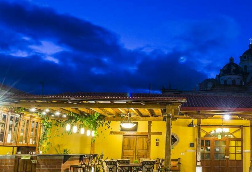 هتل Posada Catedral