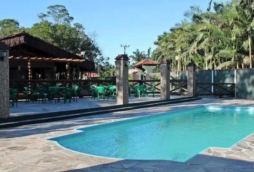 Hotelli Pousada Rancho Do Nhesko