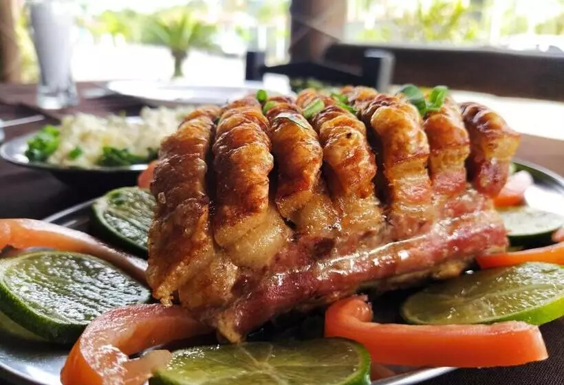 Hotelli Pousada Rancho Do Nhesko