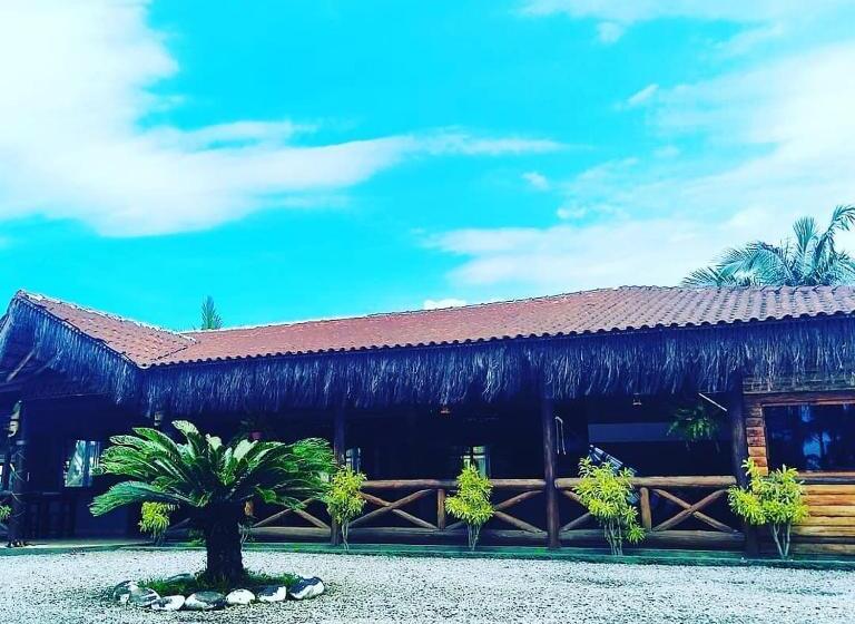 ホテル Pousada Rancho Do Nhesko