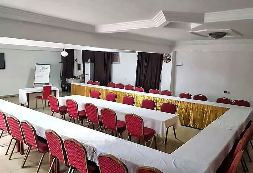 Hôtel Résidence Bérah   Complexe Hôtelier