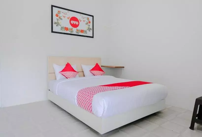 ホテル Simpang Alun Alun Residence By Oyo Rooms