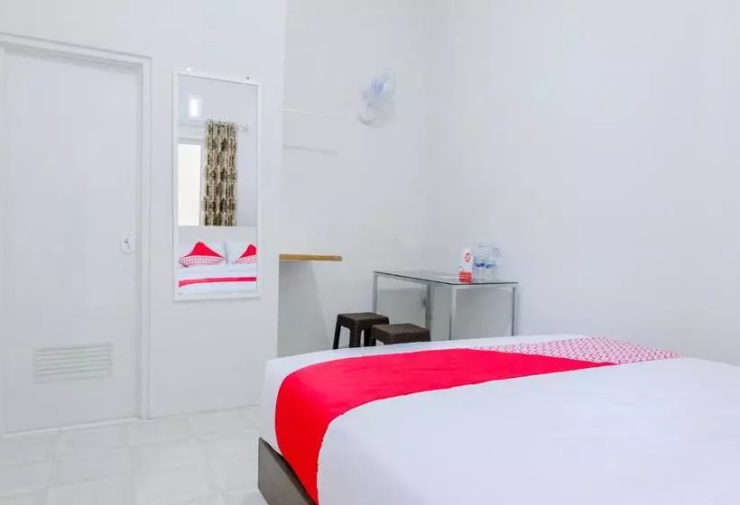 ホテル Simpang Alun Alun Residence By Oyo Rooms