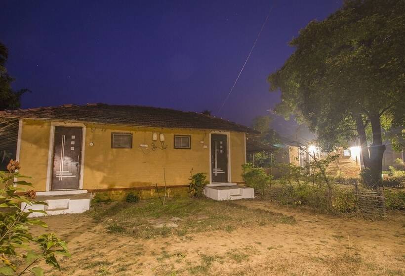 בית מלון כפרי Tribal Wood Resort